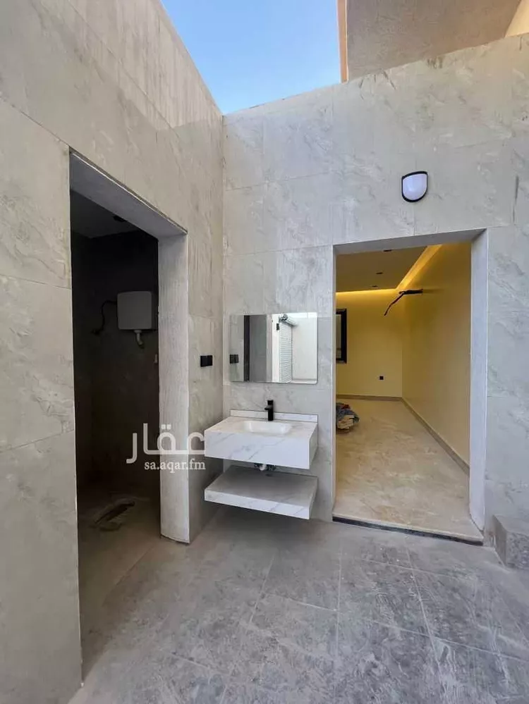دور للبيع في شارع عمر ابن اخطب, حي العزيزية, مدينة المدينة المنورة, منطقة المدينة المنورة صورة 3
