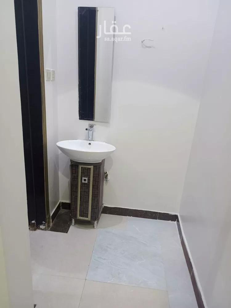 عمارة للإيجار في شارع عبدالله بن سيف, حي العقيق, مدينة الرياض, منطقة الرياض صورة 3