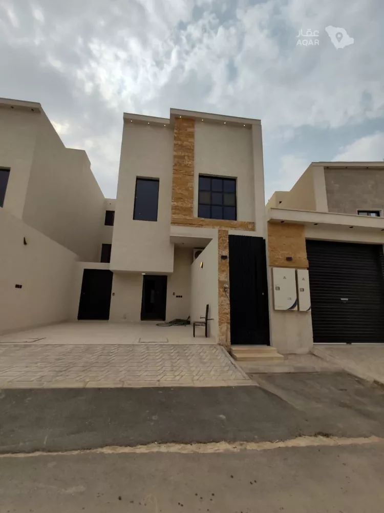 Floor for Sale in Riyadh Okaz 2