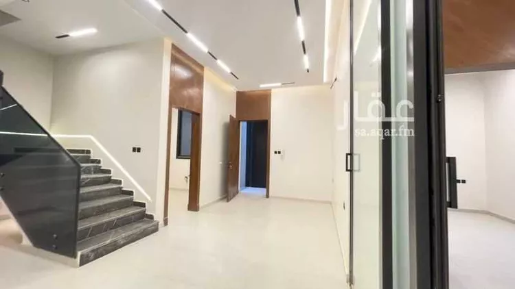 فيلا للبيع في شارع عقبة بن عثمان بن خلدة, حي العوالي, مدينة الرياض, منطقة الرياض 6