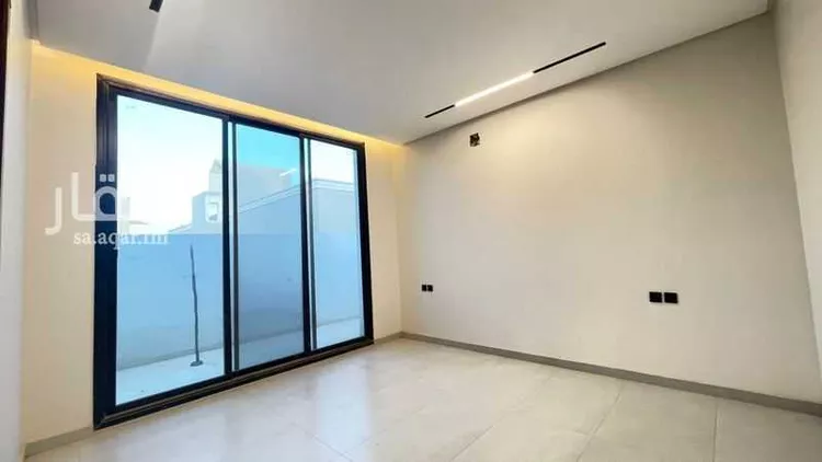 فيلا للبيع في شارع عقبة بن عثمان بن خلدة, حي العوالي, مدينة الرياض, منطقة الرياض 8