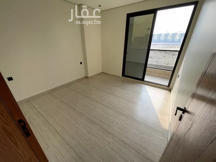 شقة للبيع في شارع الخفجي, حي ضاحية الملك فهد, مدينة الدمام, المنطقة الشرقية صورة 4