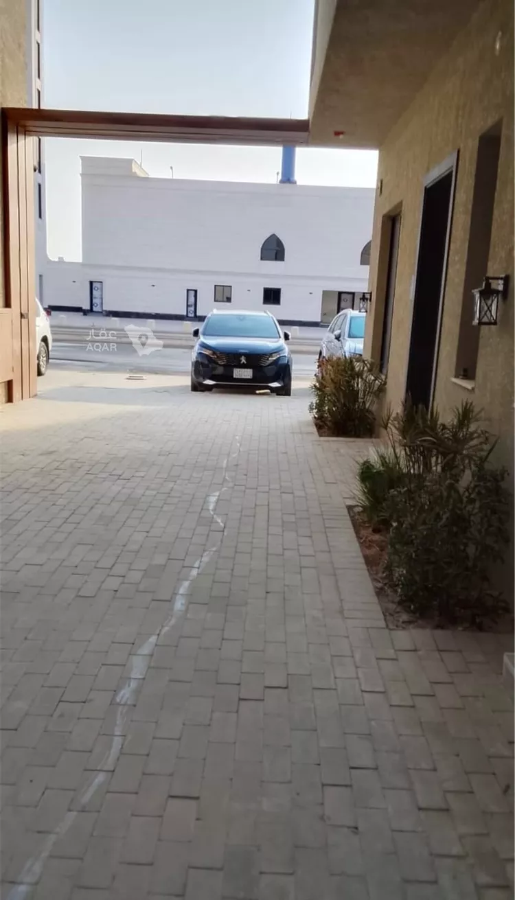 فيلا للبيع في شارع يوسف اللخمي, حي الرمال, مدينة الرياض, منطقة الرياض صورة 5