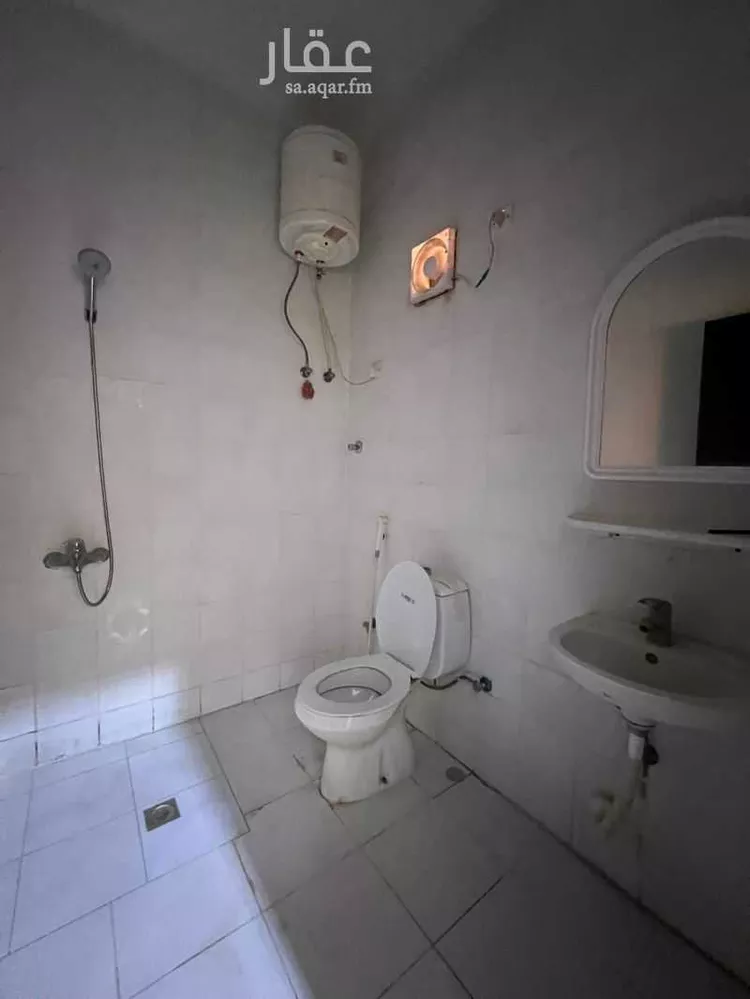 عمارة للإيجار في شارع الربيع الأنصاري الزرقي, حي النزهة, مدينة رابغ, منطقة مكة المكرمة صورة 5