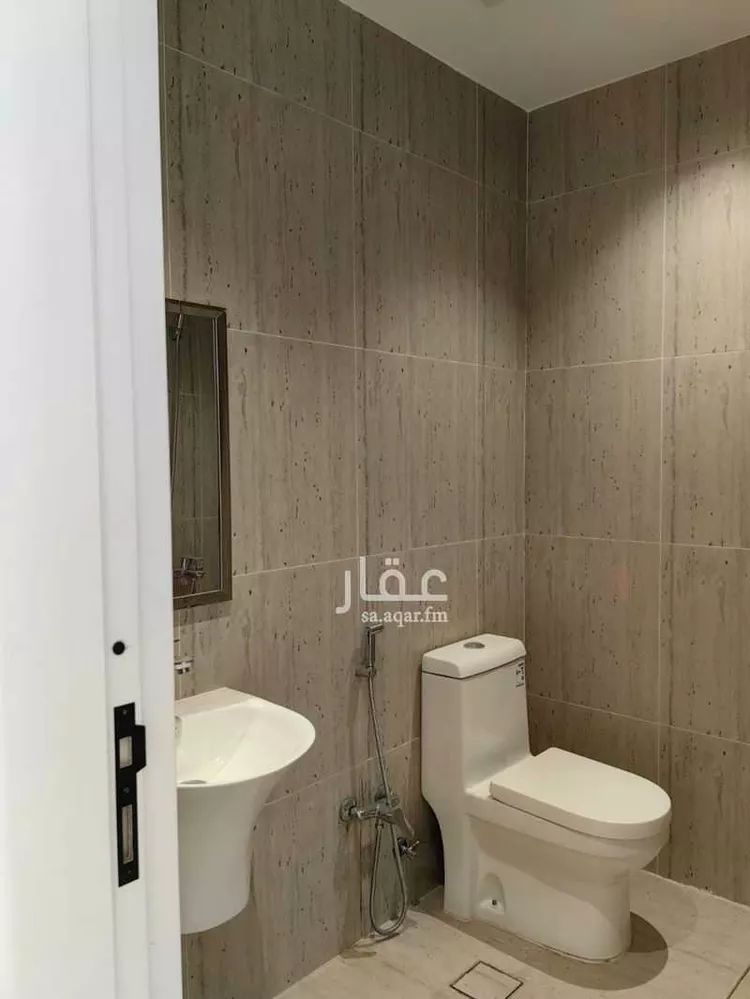 شقة للإيجار في شارع محمد بن ناصر المبارك, حي عرقة, مدينة الرياض, منطقة الرياض صورة 2