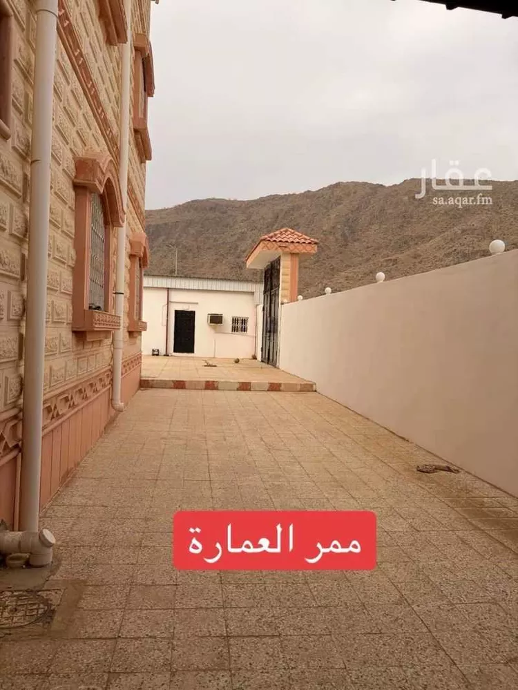 عمارة للبيع في حي المنتزة, مدينة المخواة, منطقة الباحة صورة 5