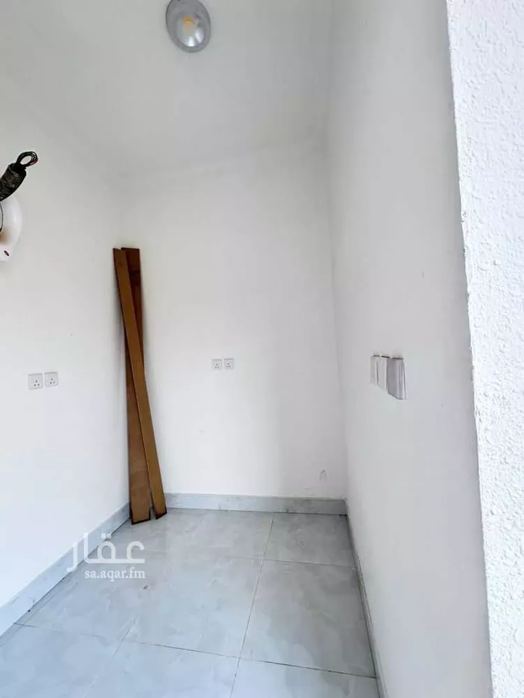 غرفة للإيجار في شارع حرمله بن المنذر الكندي ، حي البشائر ، جدة ، جدة صورة 2