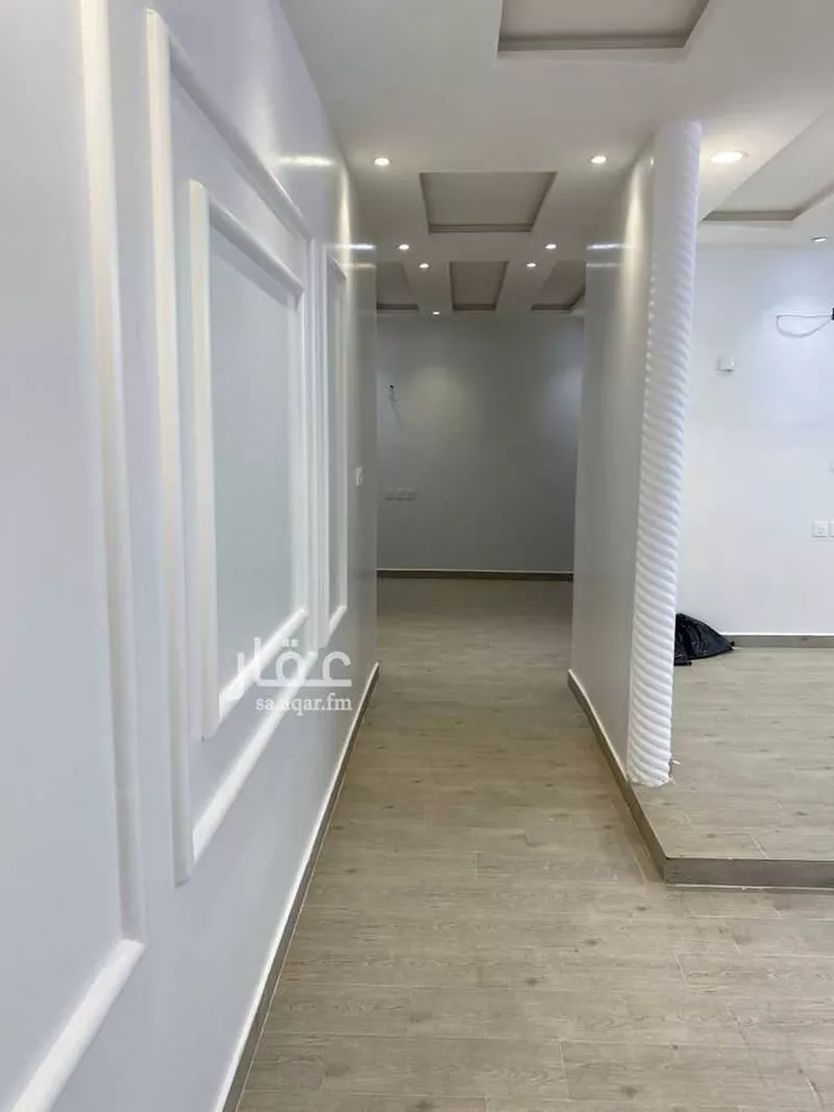 Floor for Rent in Riyadh Al Khaleej