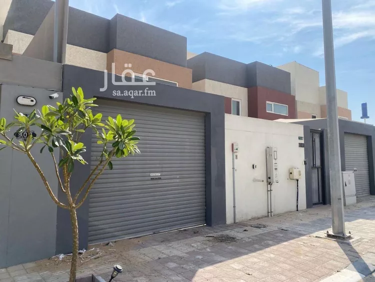 فيلا للإيجار في شارع الزمرد, حي الإسكان الجنوبي, مدينة الدمام, المنطقة الشرقية