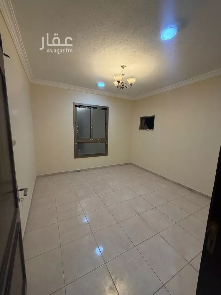 عمارة للإيجار في شارع الفضل, حي هجر, مدينة الدمام, المنطقة الشرقية صورة 3