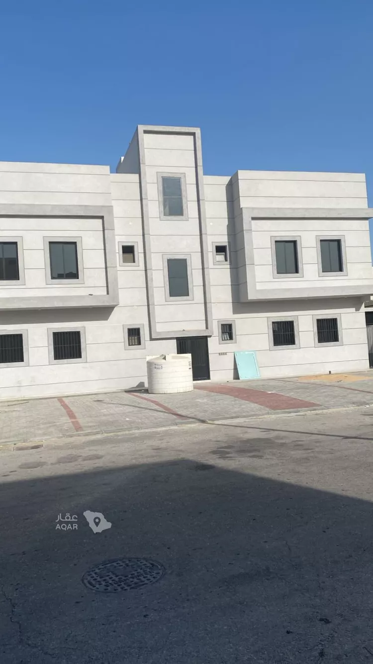 Building for Sale in Al Khobar At Tahliyah