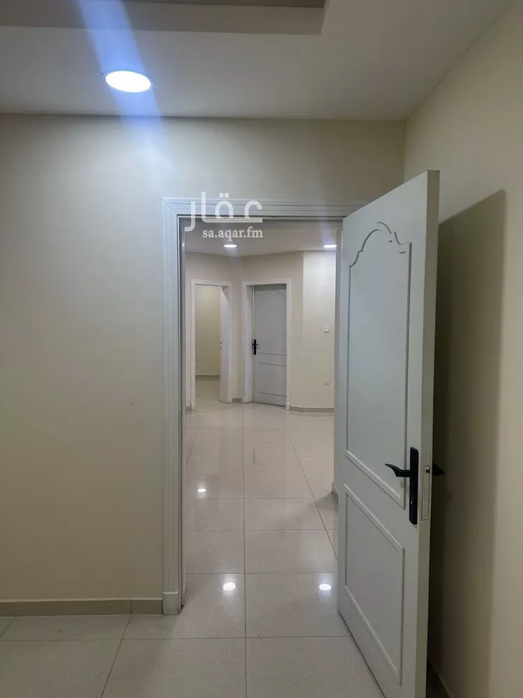 شقة للإيجار في شارع الصندول, حي المنتزة, مدينة الدمام, المنطقة الشرقية صورة 4