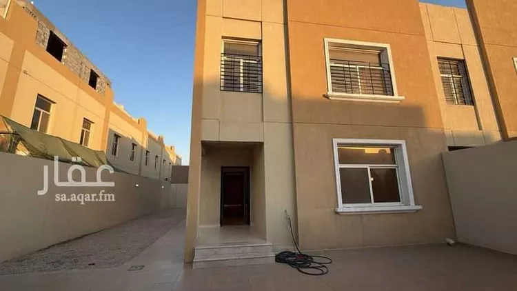 فيلا للإيجار في شارع البساتين, حي الإسكان الجنوبي, مدينة الدمام, المنطقة الشرقية صورة 3