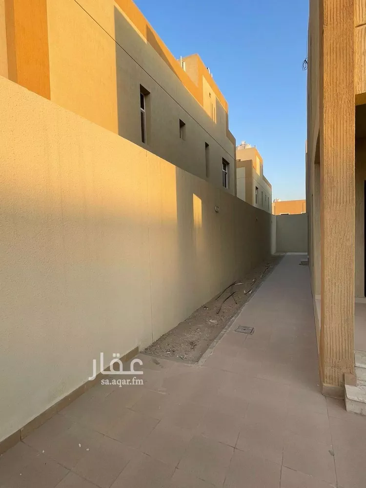فيلا للإيجار في شارع الزمرد, حي الإسكان الجنوبي, مدينة الدمام, المنطقة الشرقية صورة 4