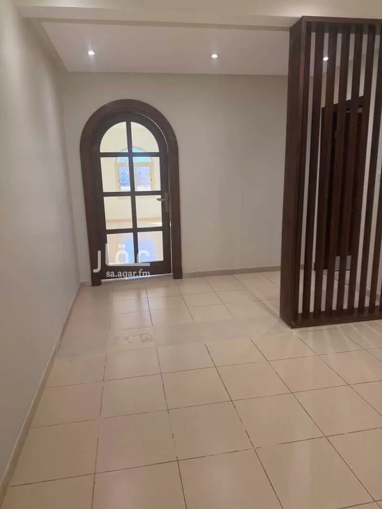 فيلا للإيجار في شارع عبدالرحمن بن ابي بكر الصديق ، حي البساتين ، جدة ، جدة