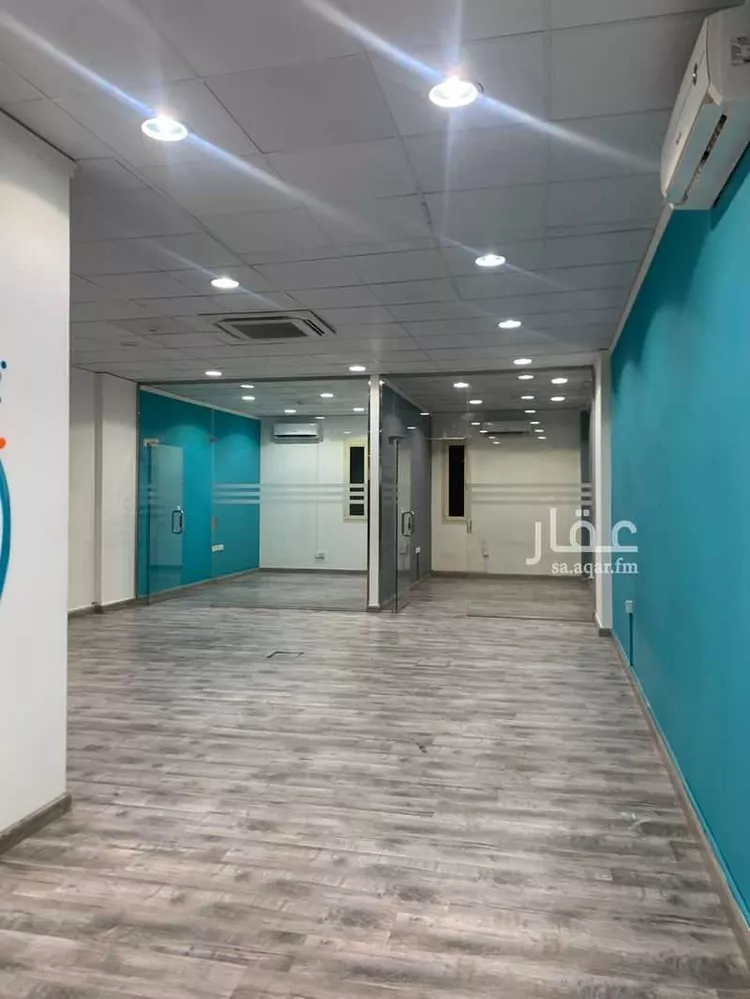 مكتب تجاري للإيجار في شارع الثمامه ، حي الربيع ، الرياض ، منطقة الرياض صورة 4