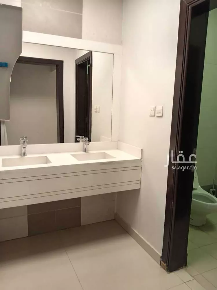 مكتب تجاري للإيجار في حي الربيع ، الرياض ، منطقة الرياض صورة 2