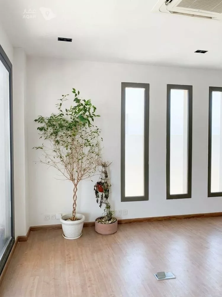 Commercial Office for Rent in Riyadh Ar Rabie صورة 4