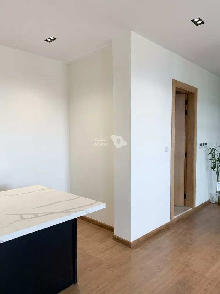 Commercial Office for Rent in Riyadh Ar Rabie 11