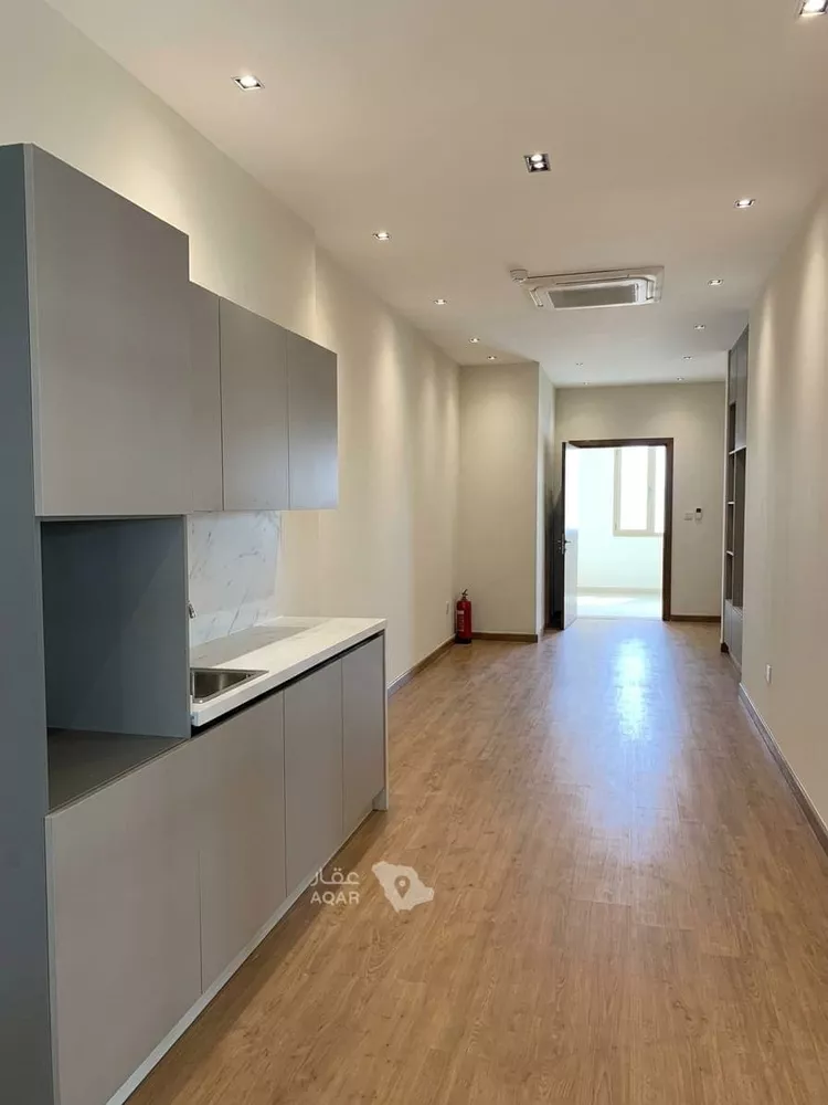 Commercial Office for Rent in Riyadh Ar Rabie 7