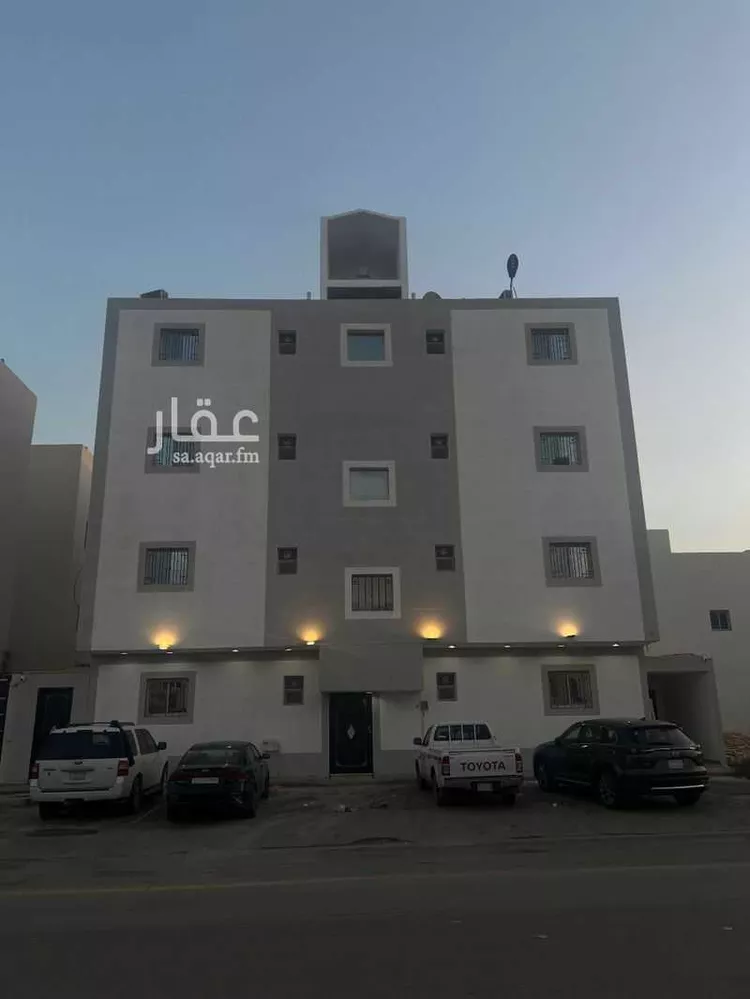 عمارة للبيع في حي ، شارع جبل الدخان ، حي ظهرة لبن ، الرياض ، منطقة الرياض