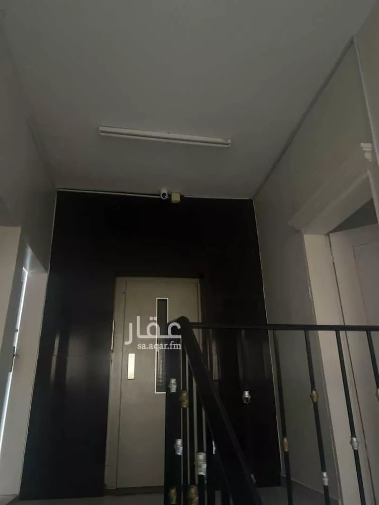 عمارة للبيع في حي ، شارع جبل الدخان ، حي ظهرة لبن ، الرياض ، منطقة الرياض صورة 5