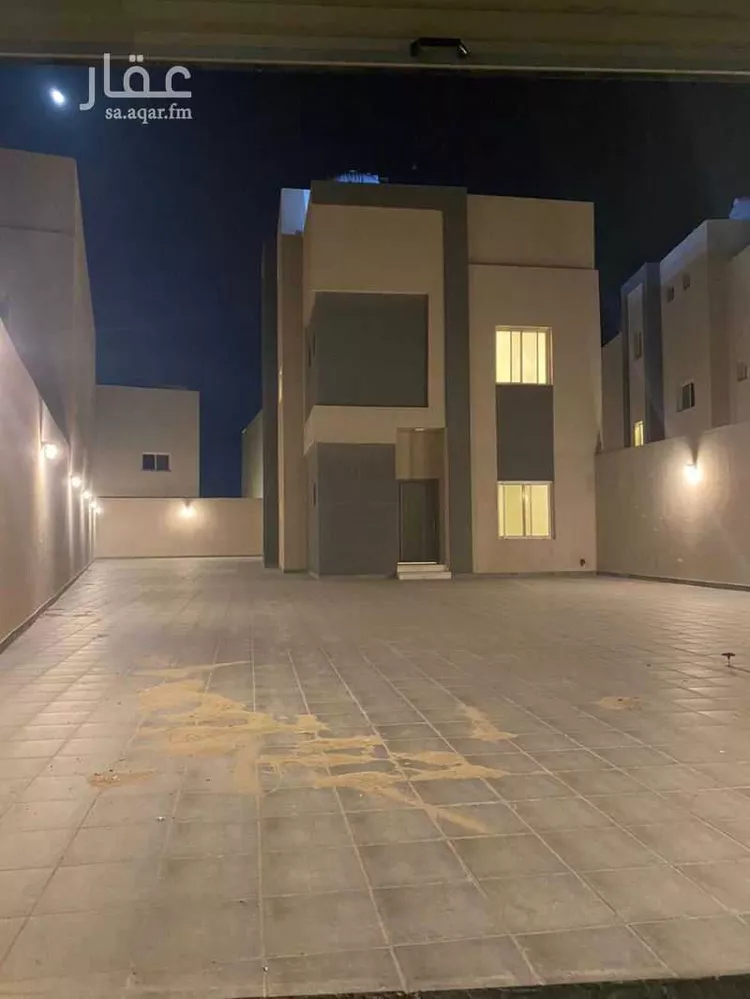 فيلا للبيع في شارع 8 الشفاء ، حي البحيرة ، الخبر ، الخبر