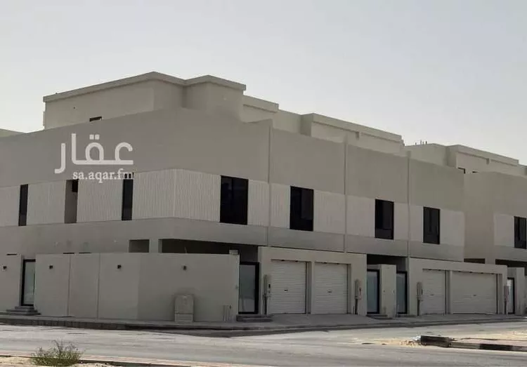 فيلا للبيع في شارع الفيروز ابادي, حي الراكة الشمالية, مدينة الدمام, المنطقة الشرقية