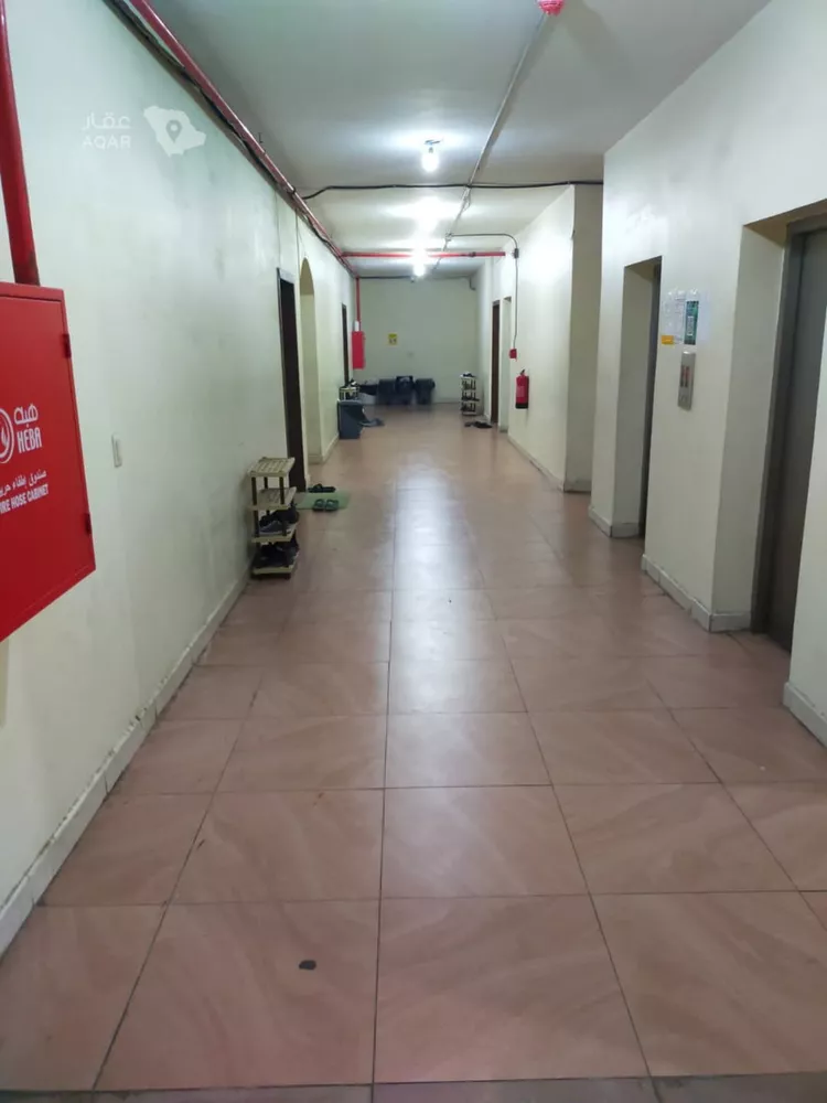 عمارة للإيجار في شارع العطاء, حي التعاون, مدينة الخبر, المنطقة الشرقية 5