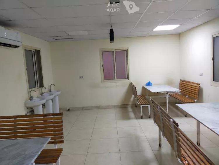 عمارة للإيجار في شارع العطاء, حي التعاون, مدينة الخبر, المنطقة الشرقية 8