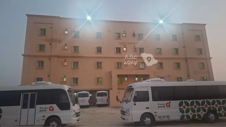 عمارة للإيجار في شارع العطاء, حي التعاون, مدينة الخبر, المنطقة الشرقية 2