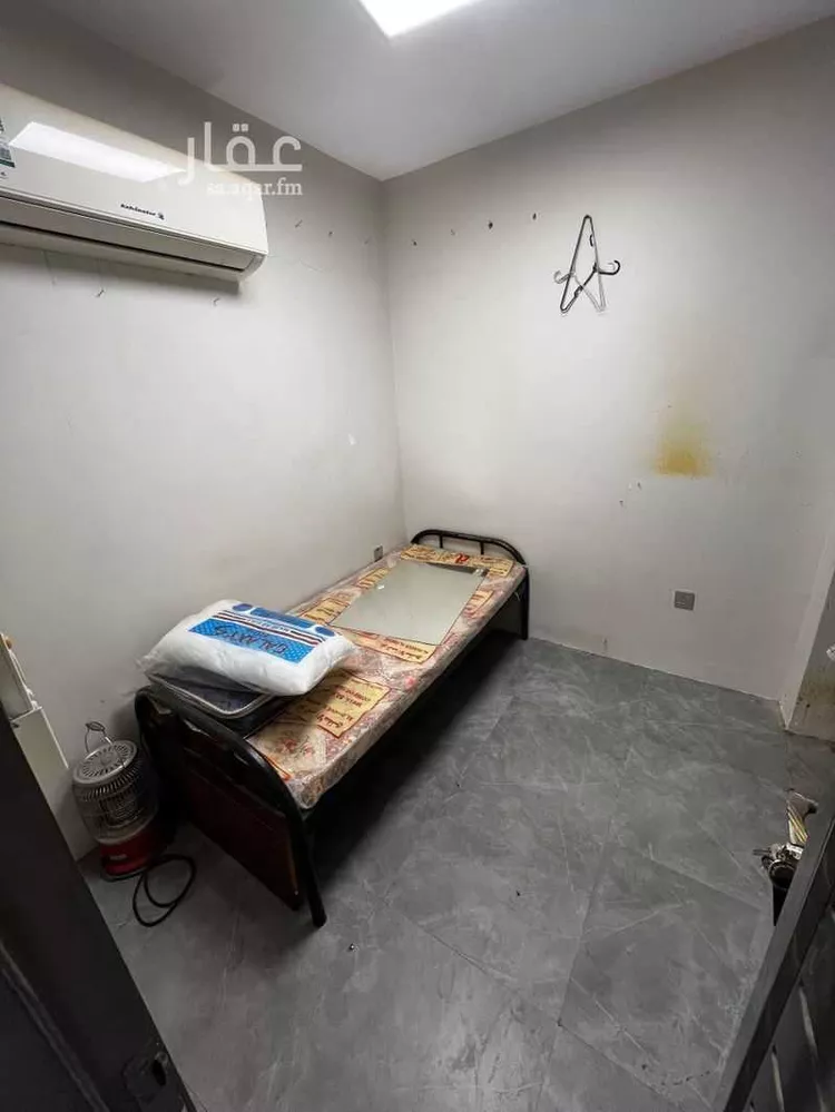 غرفة للإيجار في شارع أبي القاسم الشريف ، حي الحمراء ، الرياض ، منطقة الرياض صورة 3