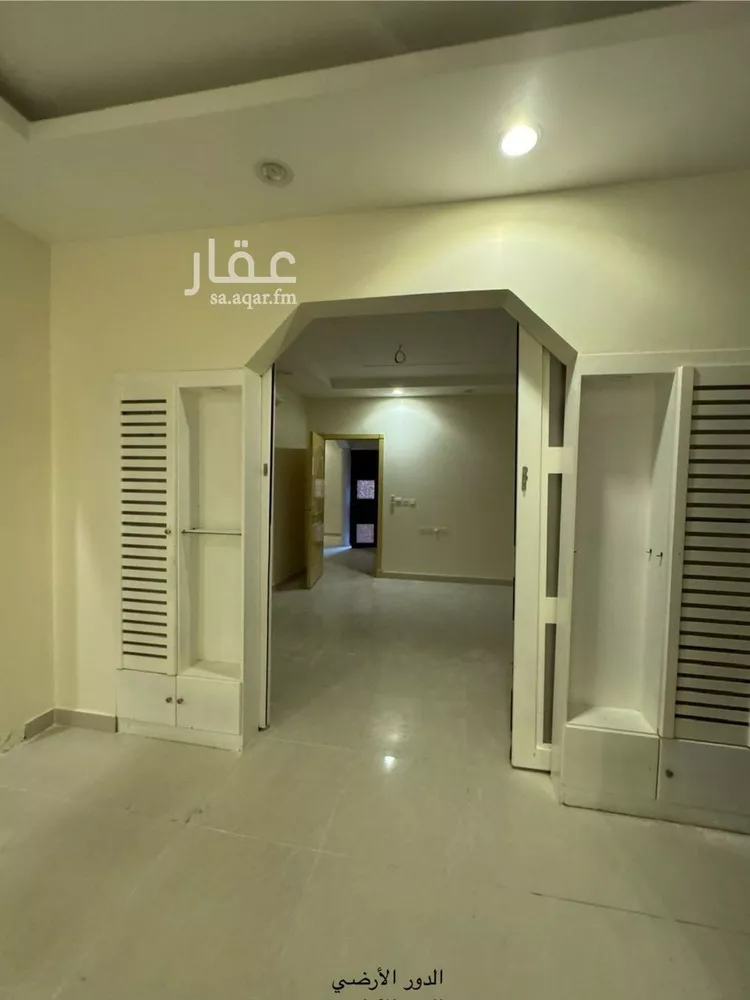 فيلا للبيع في شارع الزهرة, حي الياسمين, مدينة الرياض, منطقة الرياض صورة 2