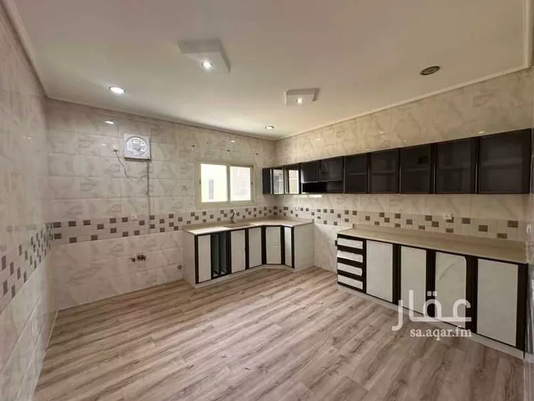 شقة للإيجار في شارع التكامل, حي البحيرة, مدينة الخبر, المنطقة الشرقية صورة 2