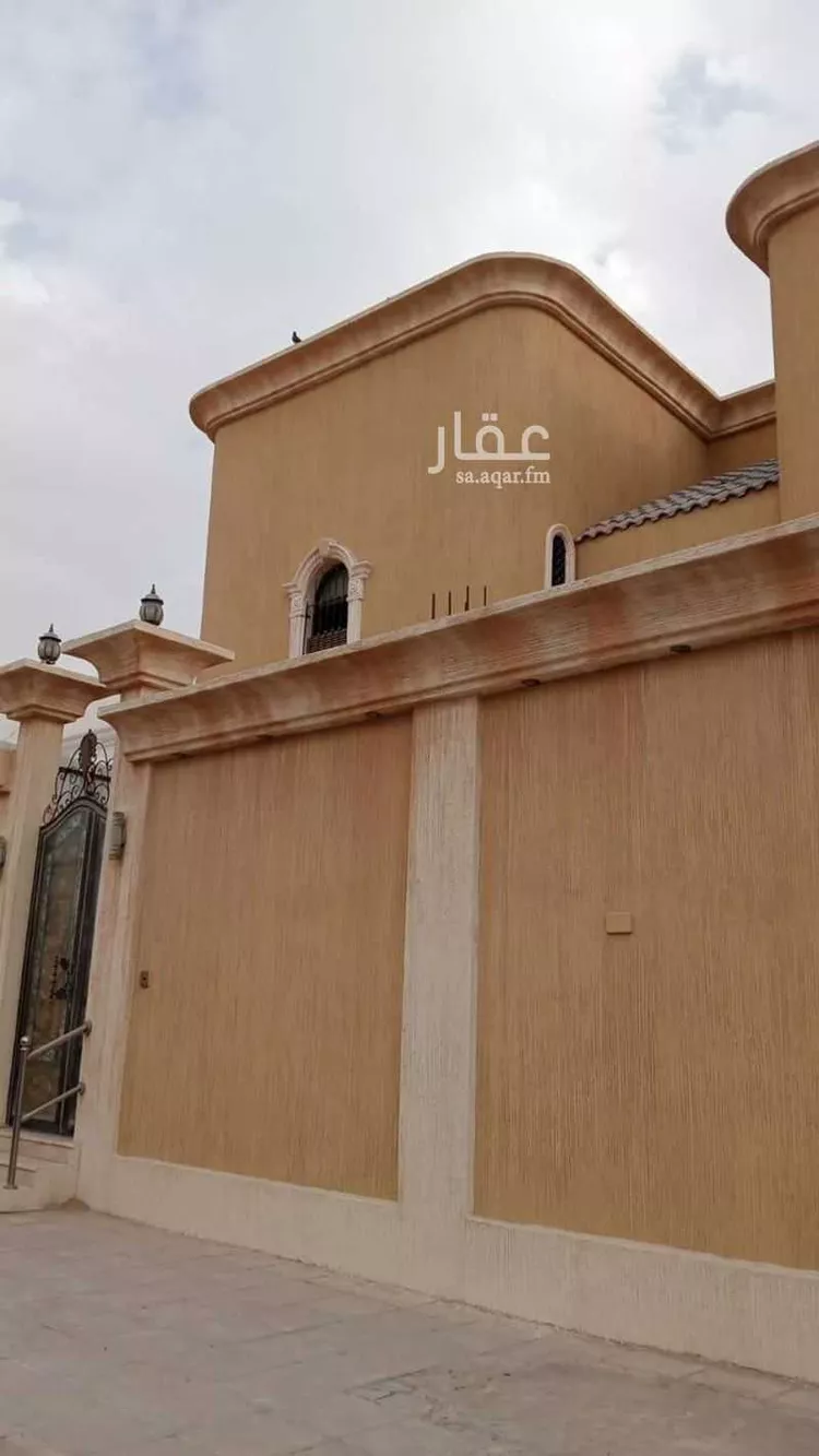 فيلا للبيع في شارع عمر بن الخطاب ، حي المطار ، بقيق ، بقيق صورة 2