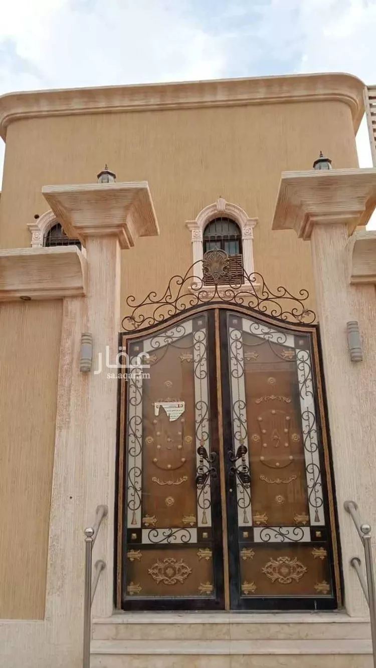 فيلا للبيع في شارع عمر بن الخطاب ، حي المطار ، بقيق ، بقيق صورة 5