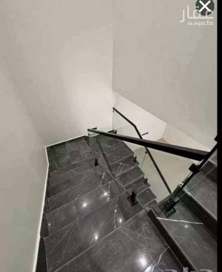 فيلا للبيع في شارع الناعمه, حي اليرموك, مدينة الرياض, منطقة الرياض صورة 2
