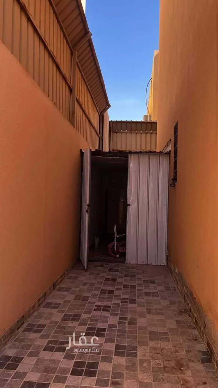فيلا للبيع في شارع الجبيهة, حي الدار البيضاء, مدينة الرياض, منطقة الرياض 13