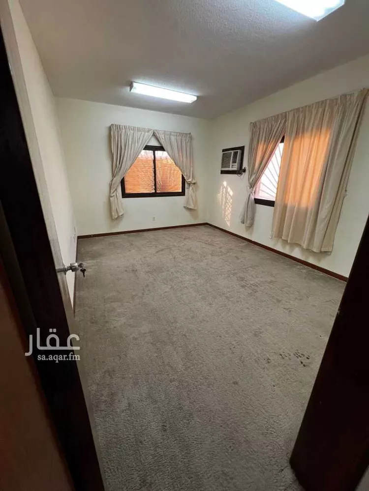 فيلا للإيجار في شارع الفردوس 35 ، حي الدفي ، الجبيل ، الجبيل