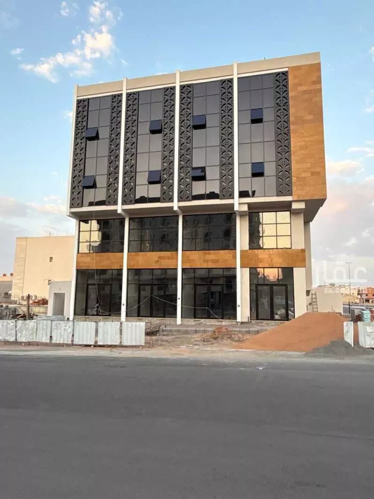 عمارة للإيجار في شارع حزام بن عوف, حي وادي مذينب, مدينة المدينة المنورة, منطقة المدينة المنورة صورة 2