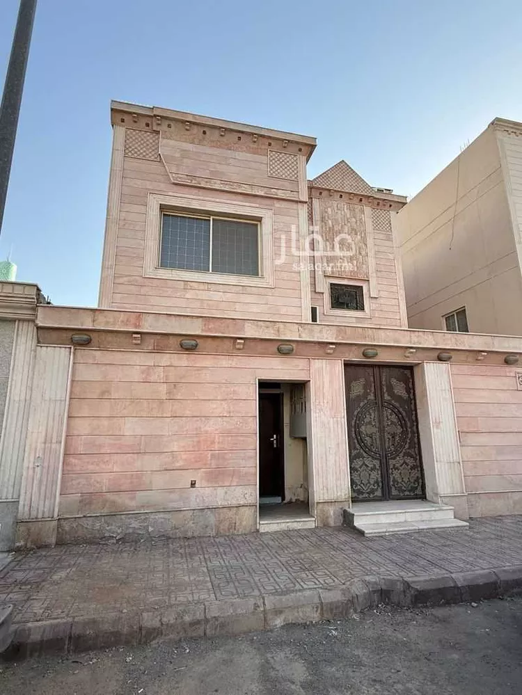 فيلا للبيع في شارع زياد بن أبي زياد, حي شظاة, مدينة المدينة المنورة, منطقة المدينة المنورة