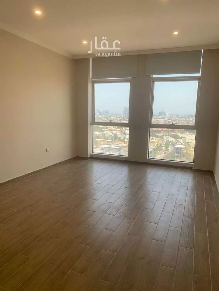 شقة للبيع في شارع ابراهيم الدينوري, حي الدوحة الجنوبية, مدينة الظهران, المنطقة الشرقية صورة 4