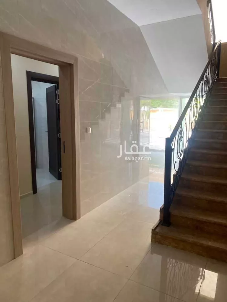عمارة للبيع في شارع النفيس, حي الراكة الجنوبية, مدينة الخبر, المنطقة الشرقية صورة 2