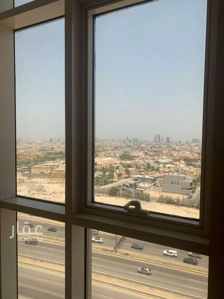 شقة للبيع في شارع ابراهيم الدينوري, حي الدوحة الجنوبية, مدينة الظهران, المنطقة الشرقية صورة 2