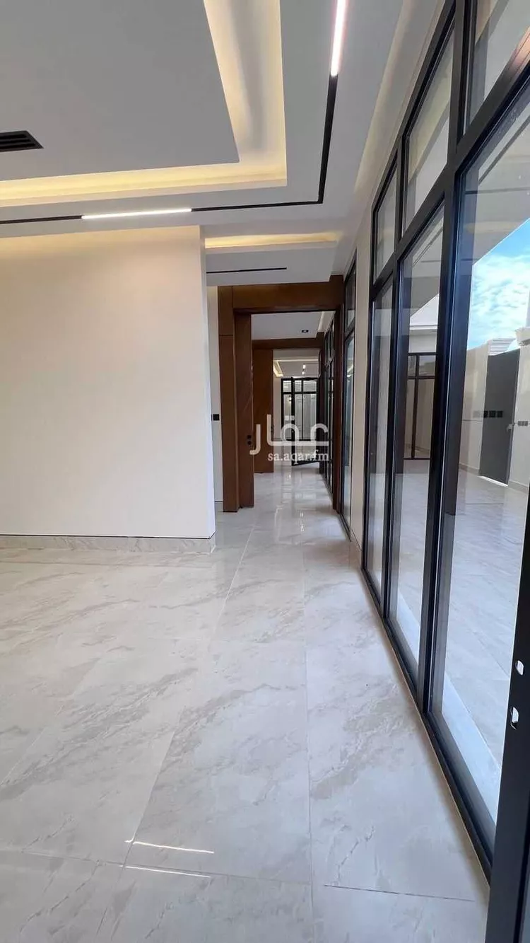 فيلا للبيع في شارع صالح النوفلي, حي الرمال, مدينة الرياض, منطقة الرياض صورة 3