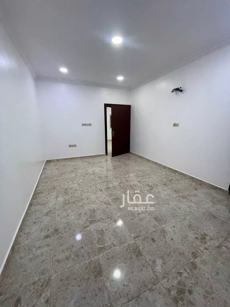 شقة للإيجار في شارع محمد يحيى امان, حي منسوبي التعليم الأول, مدينة الاحساء, المنطقة الشرقية