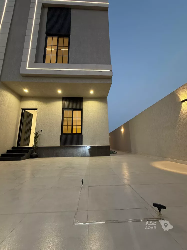 شقة للبيع في شارع العزيزية 32, حي العزيزية, مدينة الجبيل, المنطقة الشرقية 7