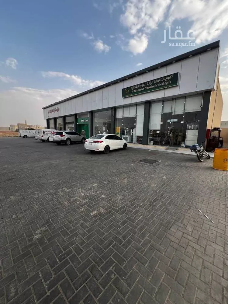 عمارة للبيع في شارع التحلية, حي القادسية, مدينة البدائع, منطقة القصيم