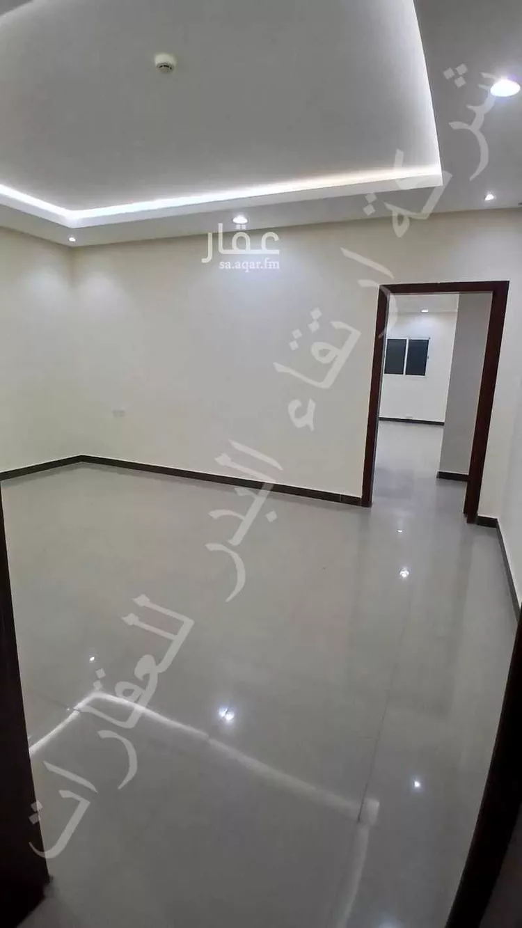 مكتب تجاري للإيجار في شارع الشيخ حسن بن حسين بن علي, حي إشبيلية, مدينة الرياض, منطقة الرياض صورة 2