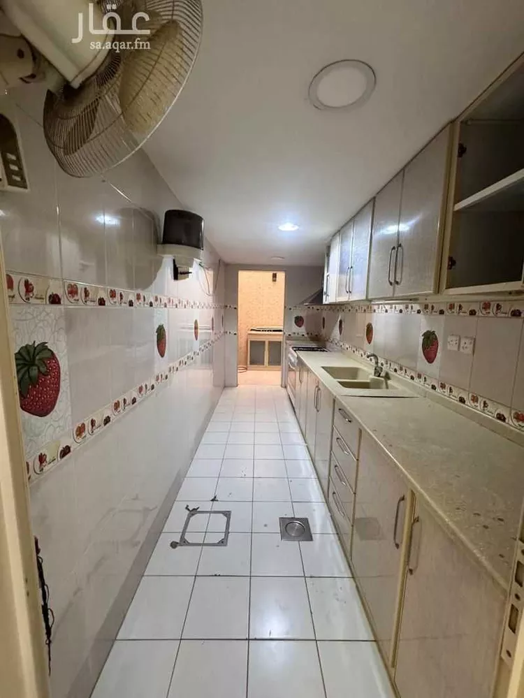 فيلا للإيجار في شارع رقم 64, حي الياسمين, مدينة الرياض, منطقة الرياض صورة 4
